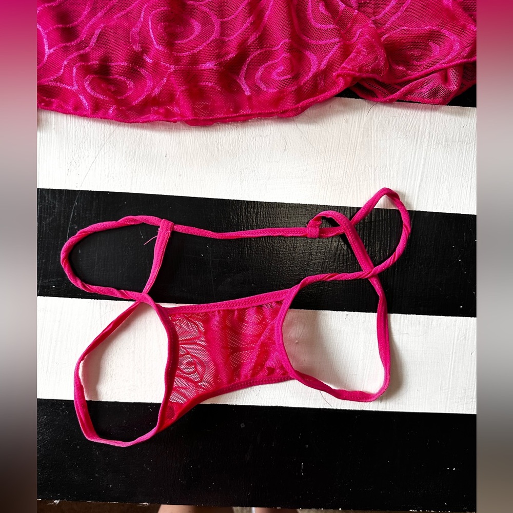 Lingerie set - Picture 4 of 4